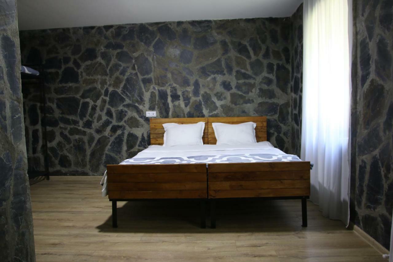 Hotel Complex Nabadi Omalo Esterno foto